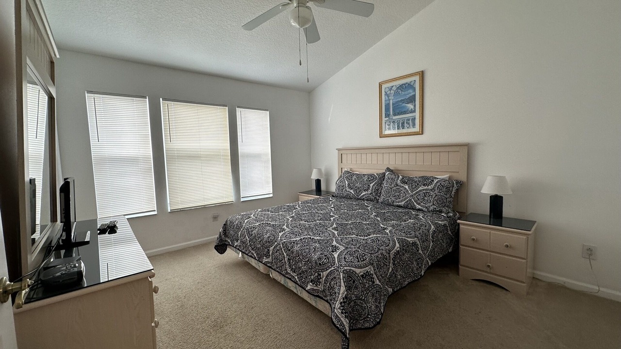 Photo of Bedroom in Windsor Palms