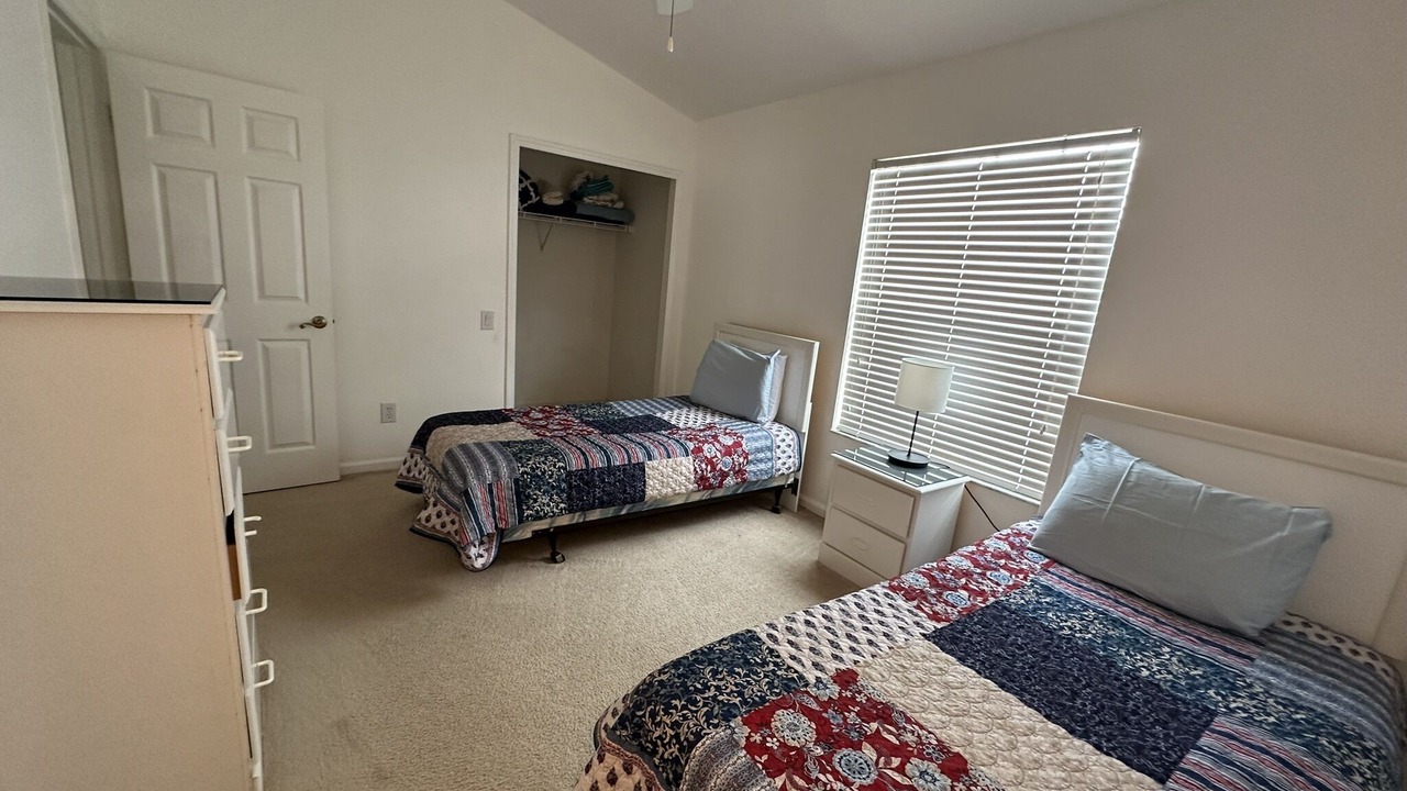 Photo of Bedroom in Windsor Palms