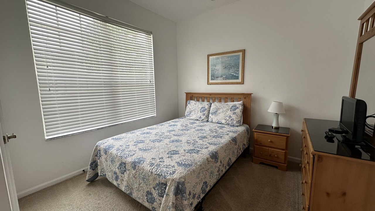 Photo of Bedroom in Windsor Palms