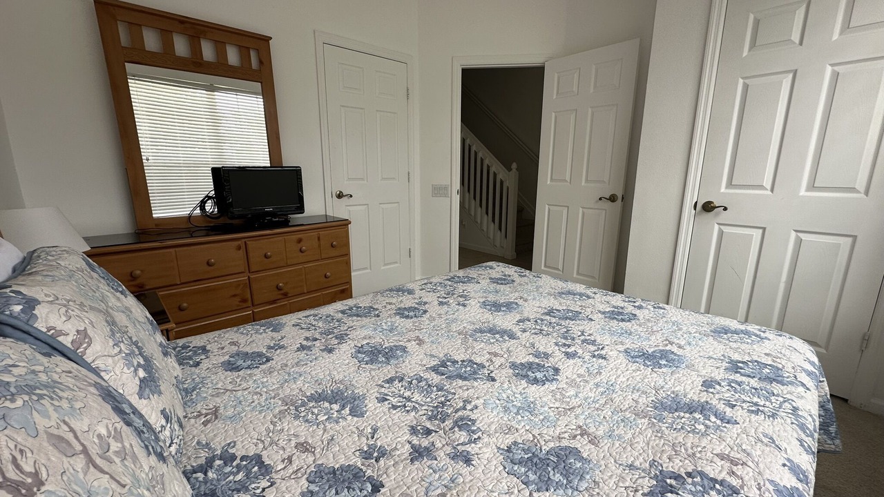Photo of Bedroom in Windsor Palms