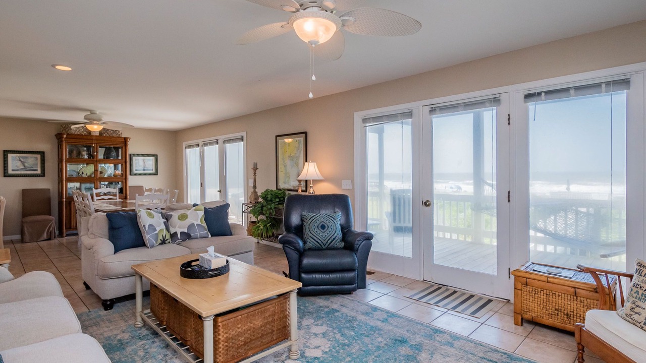 Photo of Bedroom in Long Beach