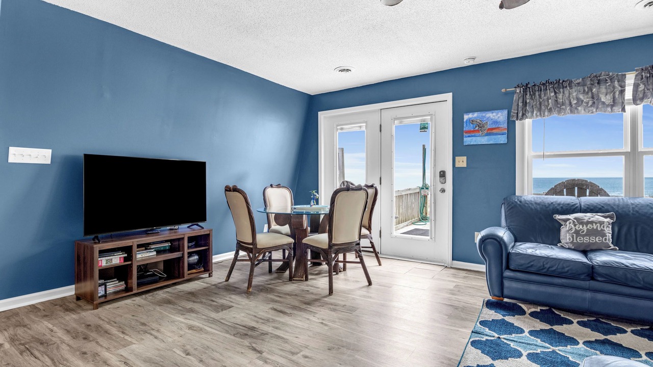 Photo of Bedroom in Long Beach