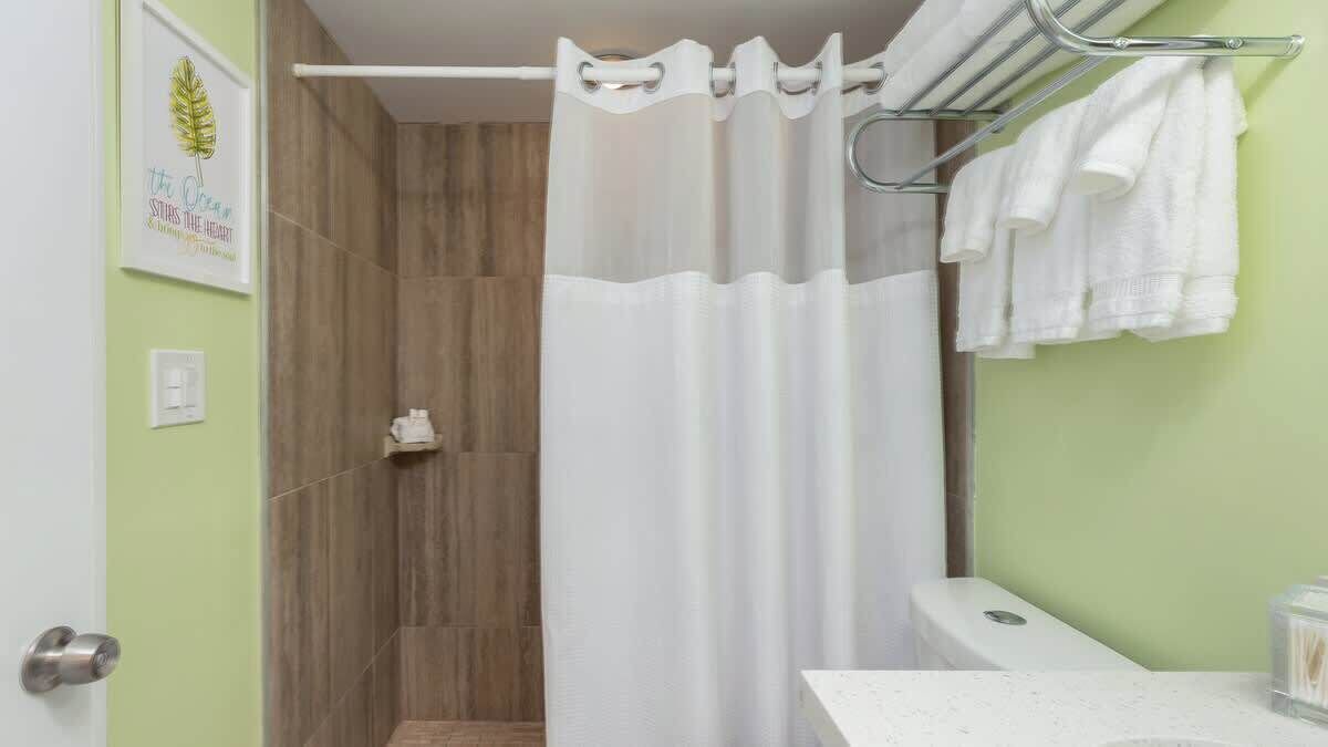 Photo of Bathroom in Tavernier