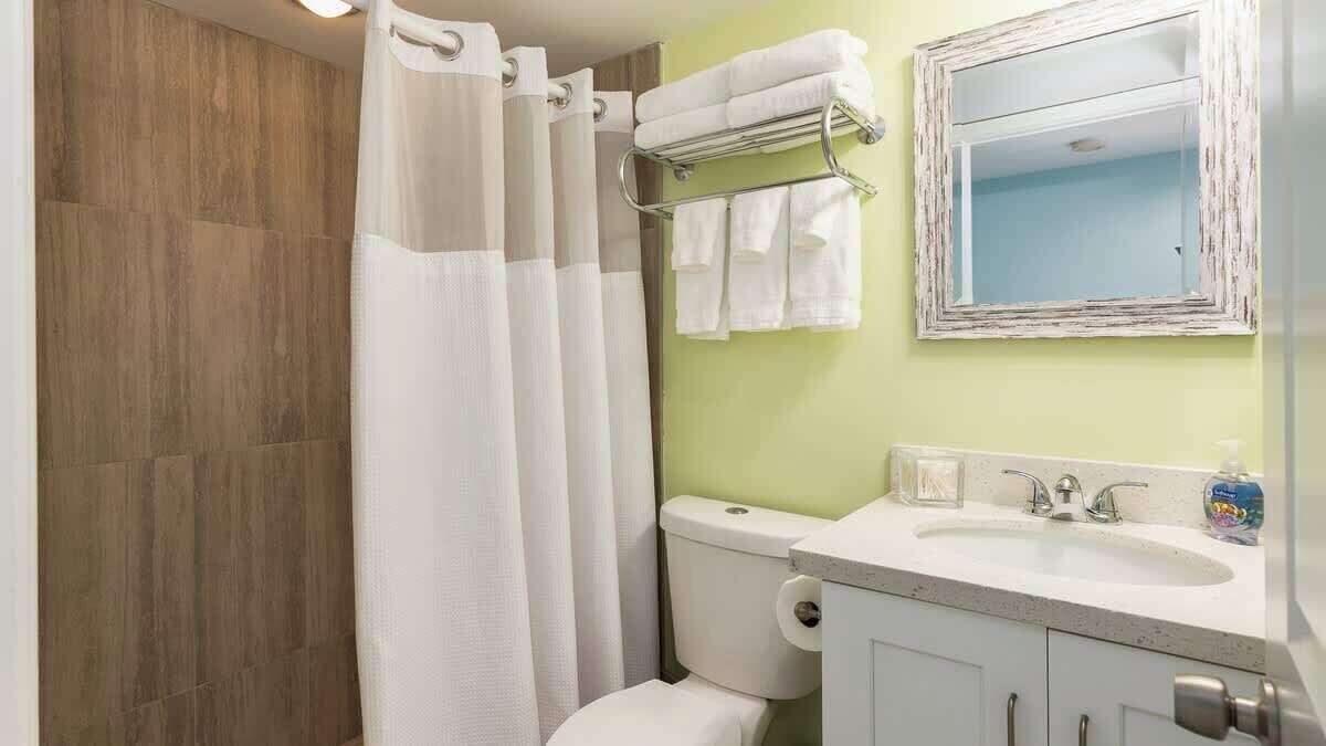 Photo of Bathroom in Tavernier