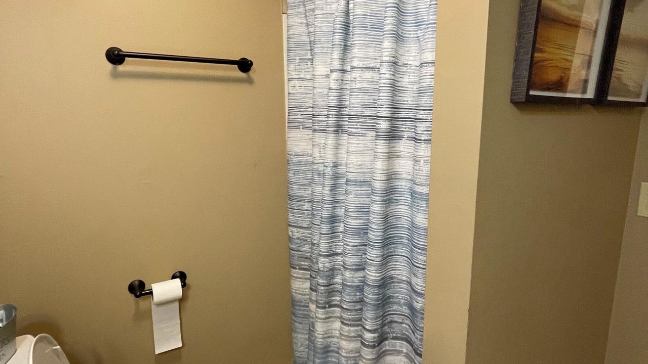 Photo of Bedroom in Mid America