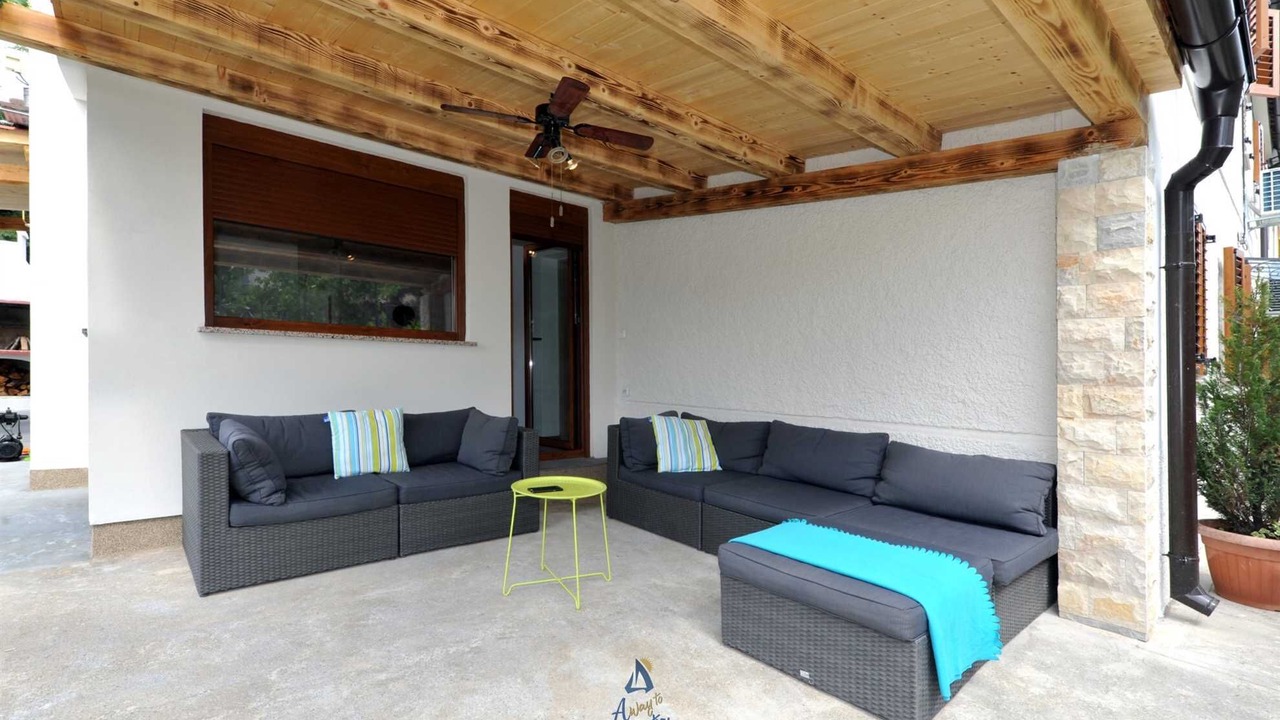 Photo of Patio Balcony in Zurkovo