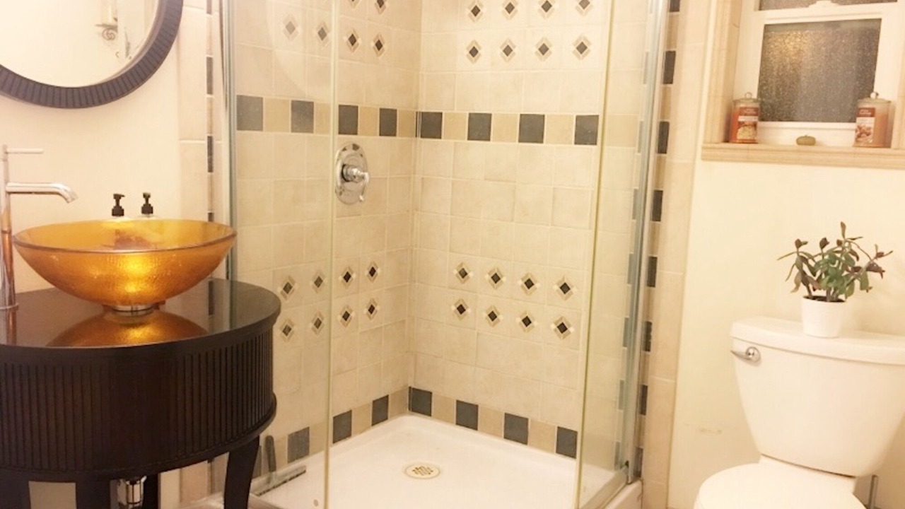 Photo of Bathroom in SeaTac