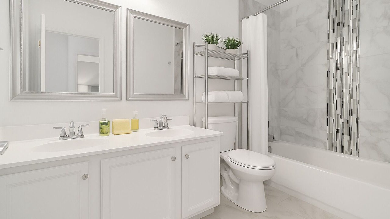 Photo of Bathroom in Kirkman South