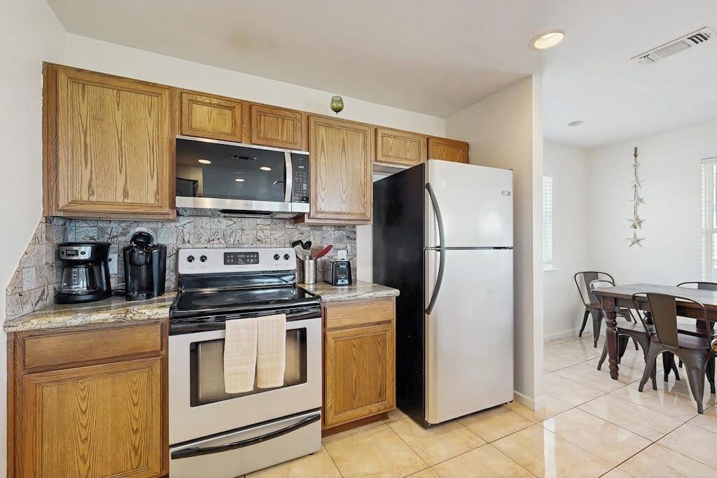 Photo of Kitchen in Terramar Beach