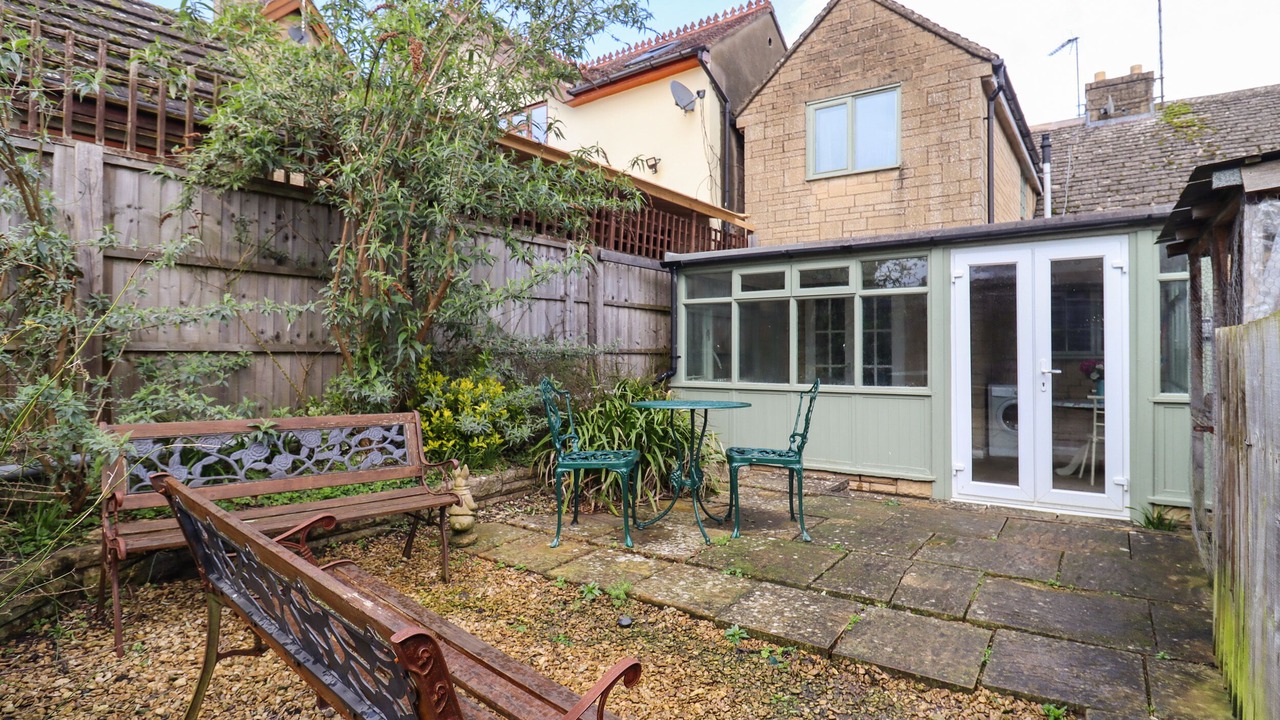 Photo of Patio Balcony in Winchcombe