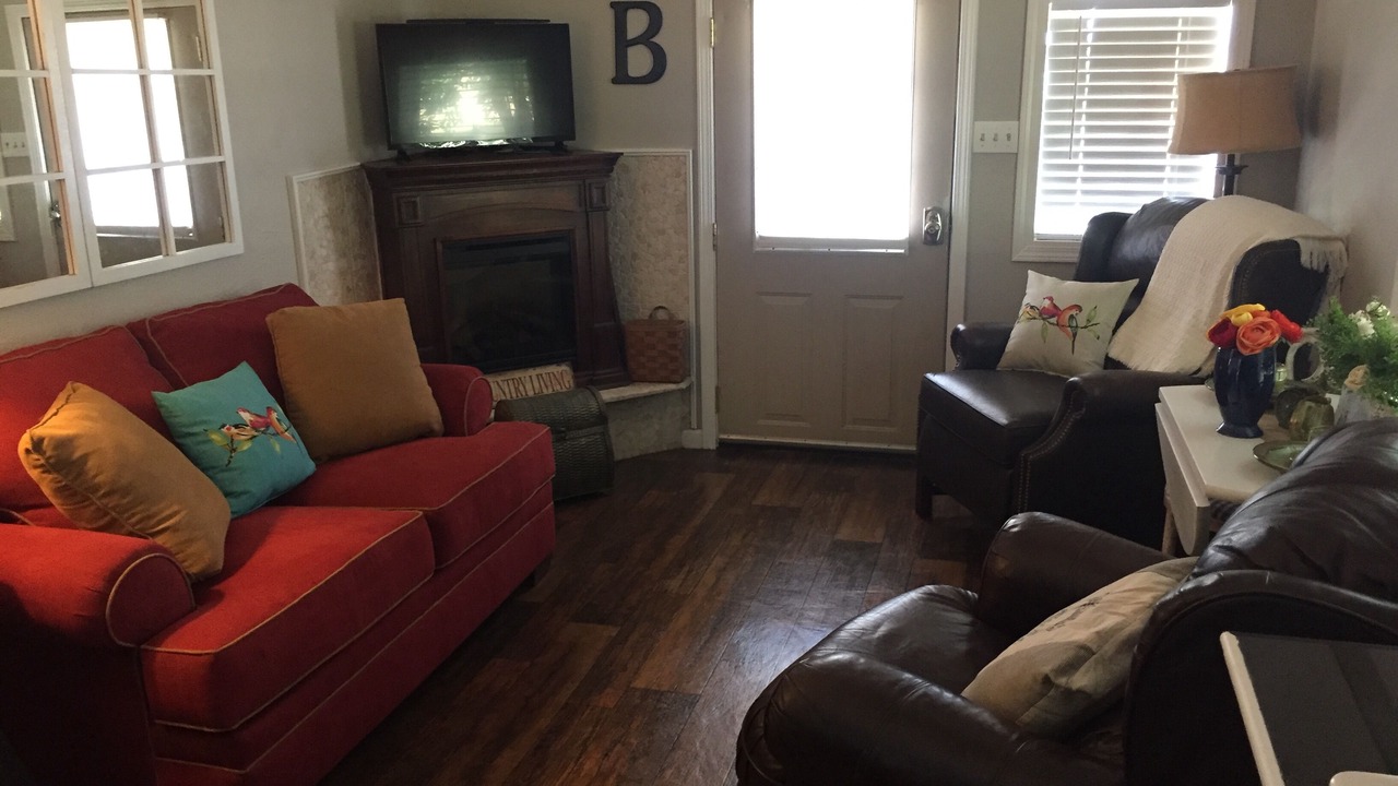 Photo of Livingroom in Sulphur