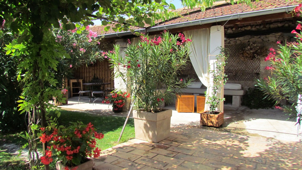 Photo of Patio Balcony in Lussas