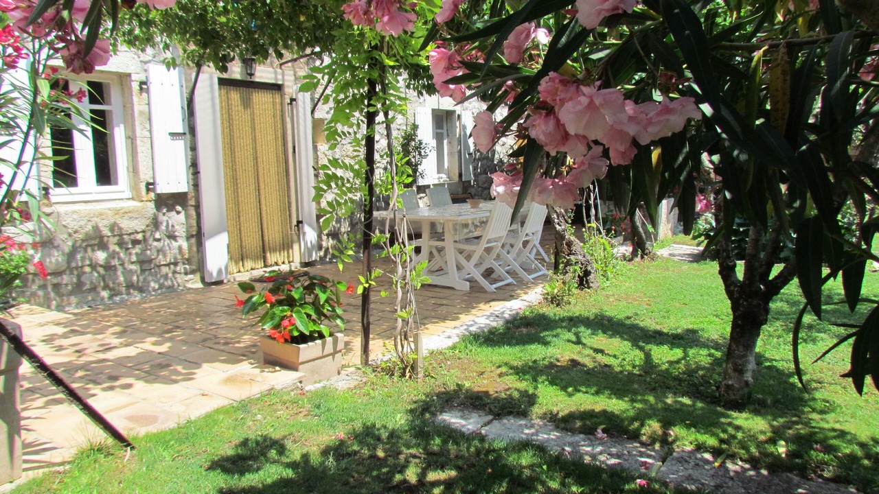 Photo of Outdoor in Lussas
