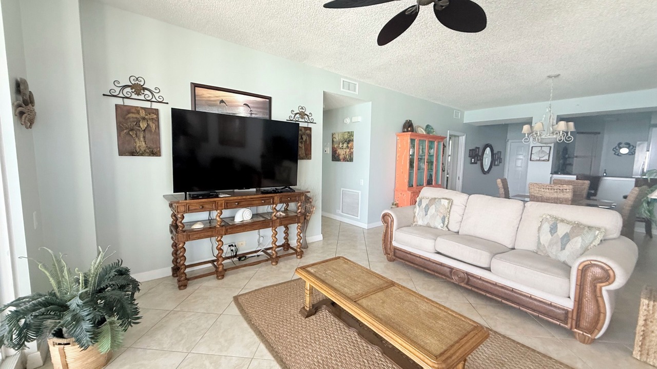 Photo of Livingroom in Navarre Beach