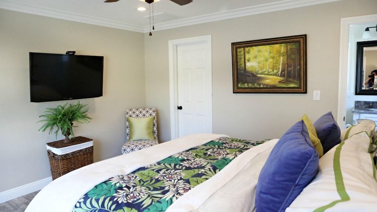 Photo of Bedroom in Hermosa Village