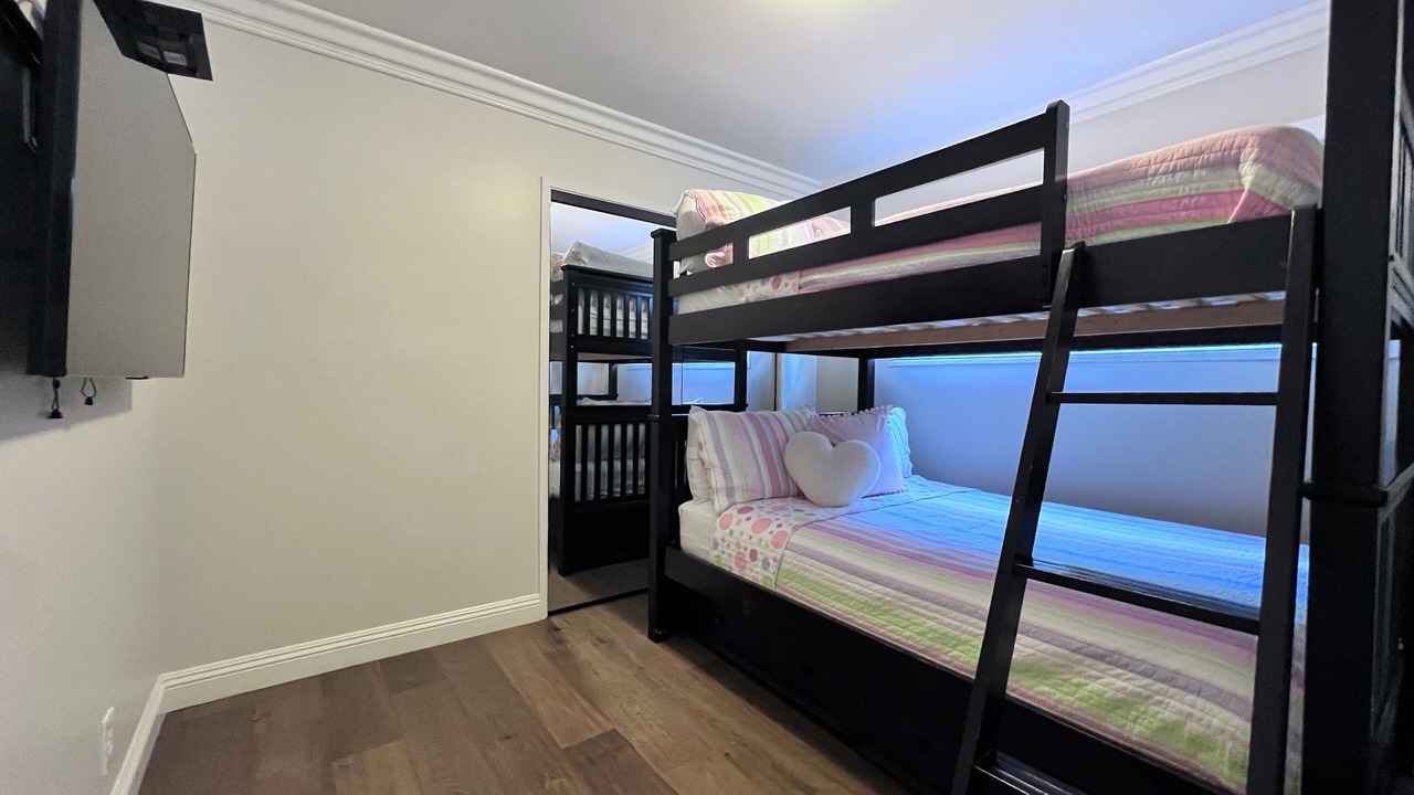 Photo of Bedroom in Hermosa Village