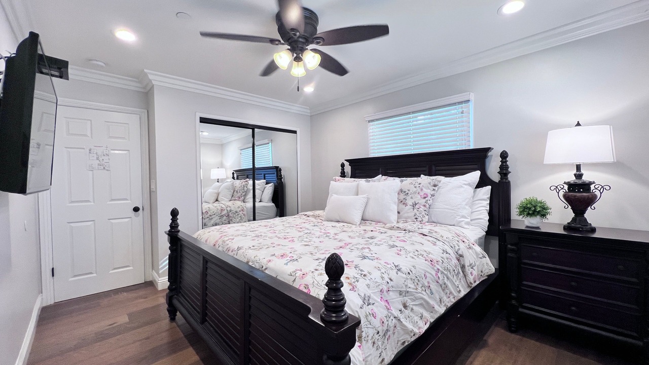 Photo of Bedroom in Hermosa Village