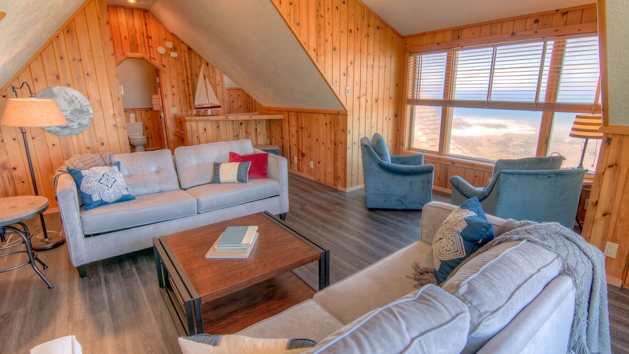 Photo of Bedroom in Yachats