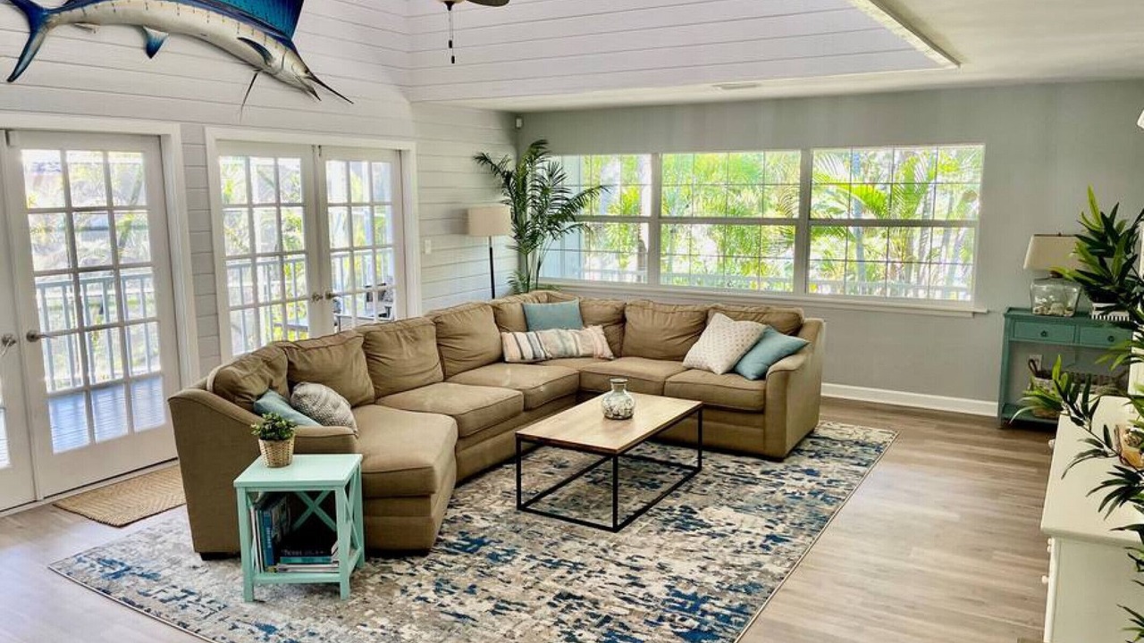 Photo of Livingroom in Bay Isle