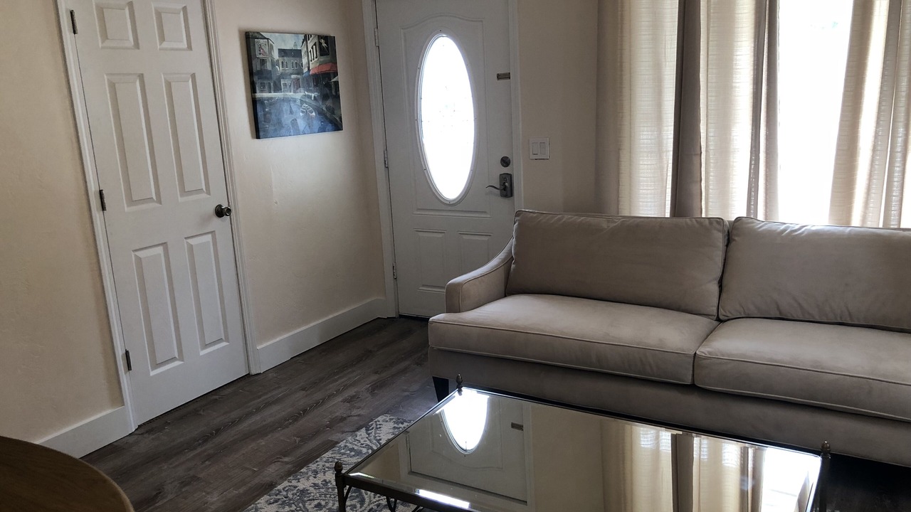 Photo of Livingroom in Murray