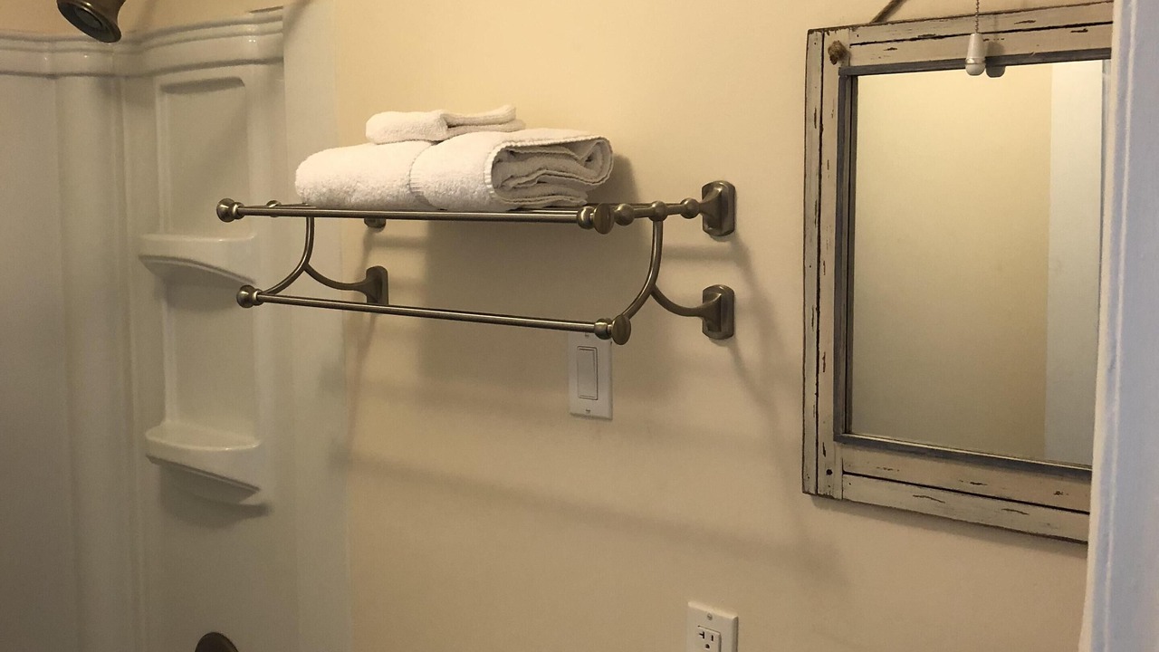 Photo of Bathroom in Murray