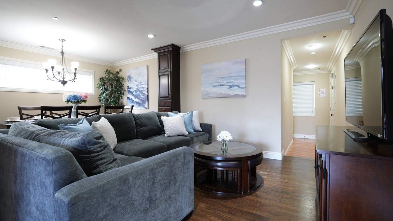 Photo of Livingroom in Hermosa Village