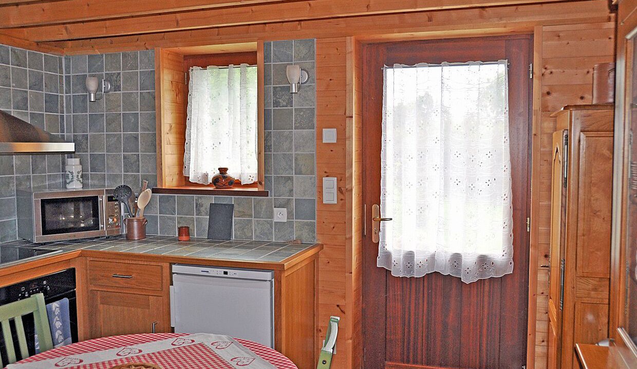 Photo of Kitchen in Saint-Pierre-la-Vieille