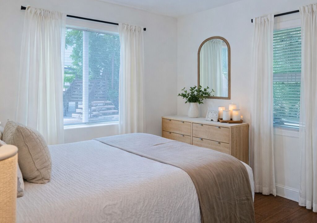Photo of Bedroom in Hermosa Village