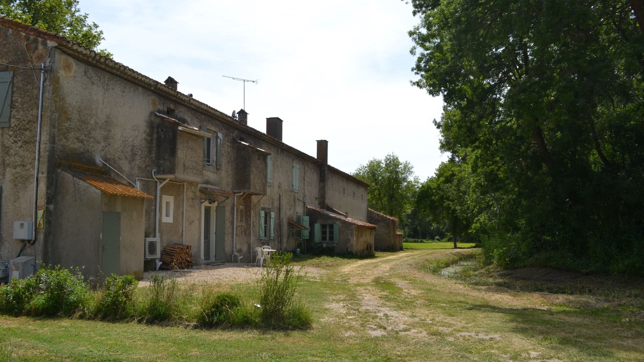 Photo of Outdoor in Mas Thibert