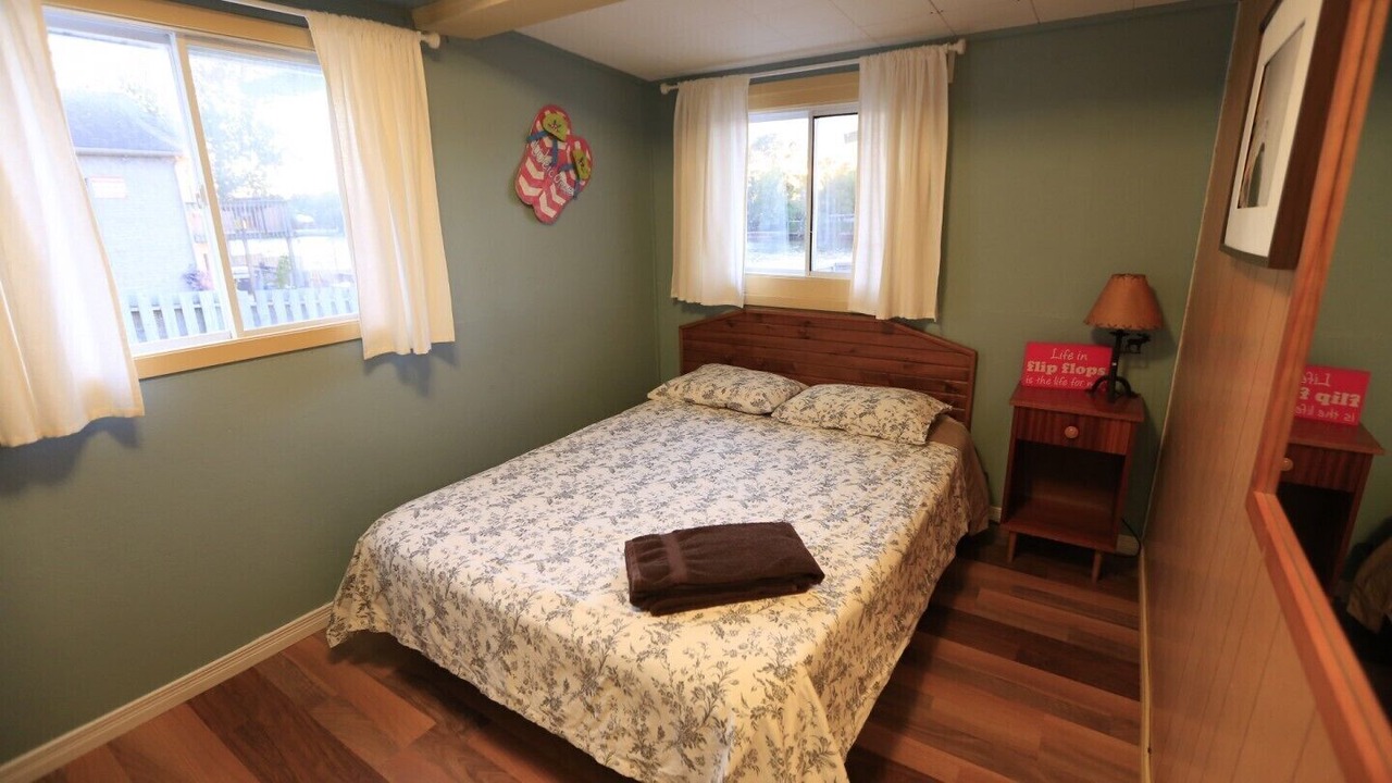 Photo of Bedroom in Wasaga Beach
