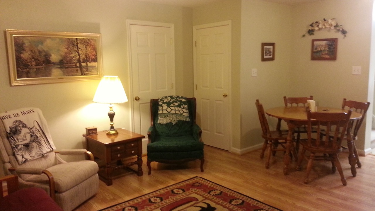 Photo of Bedroom in Roseland
