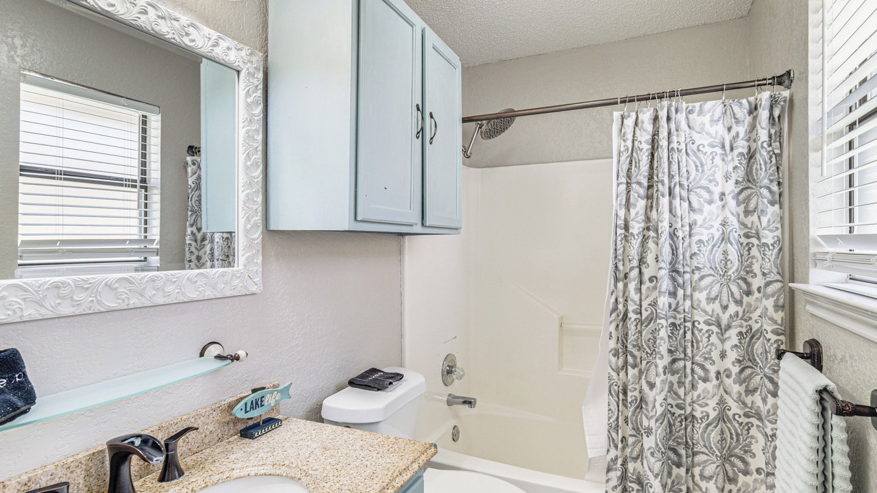 Photo of Bathroom in Granbury