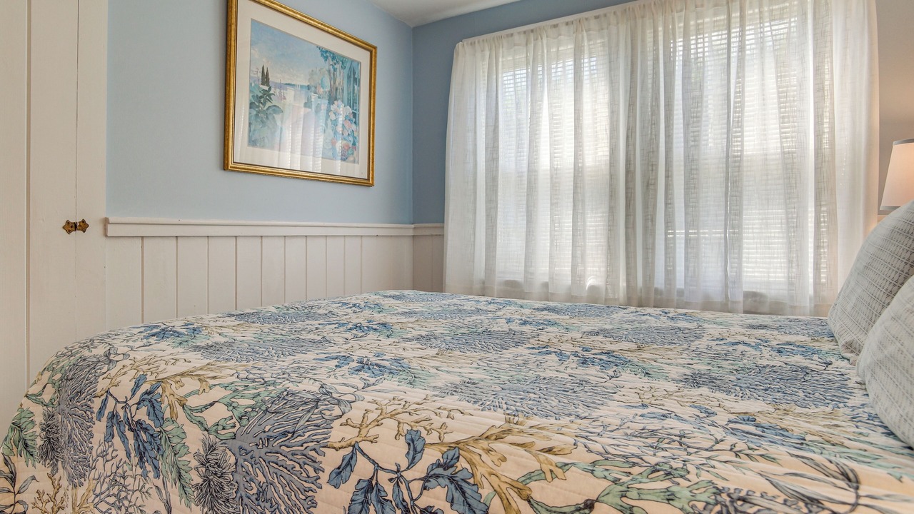 Photo of Bedroom in West Hyannisport
