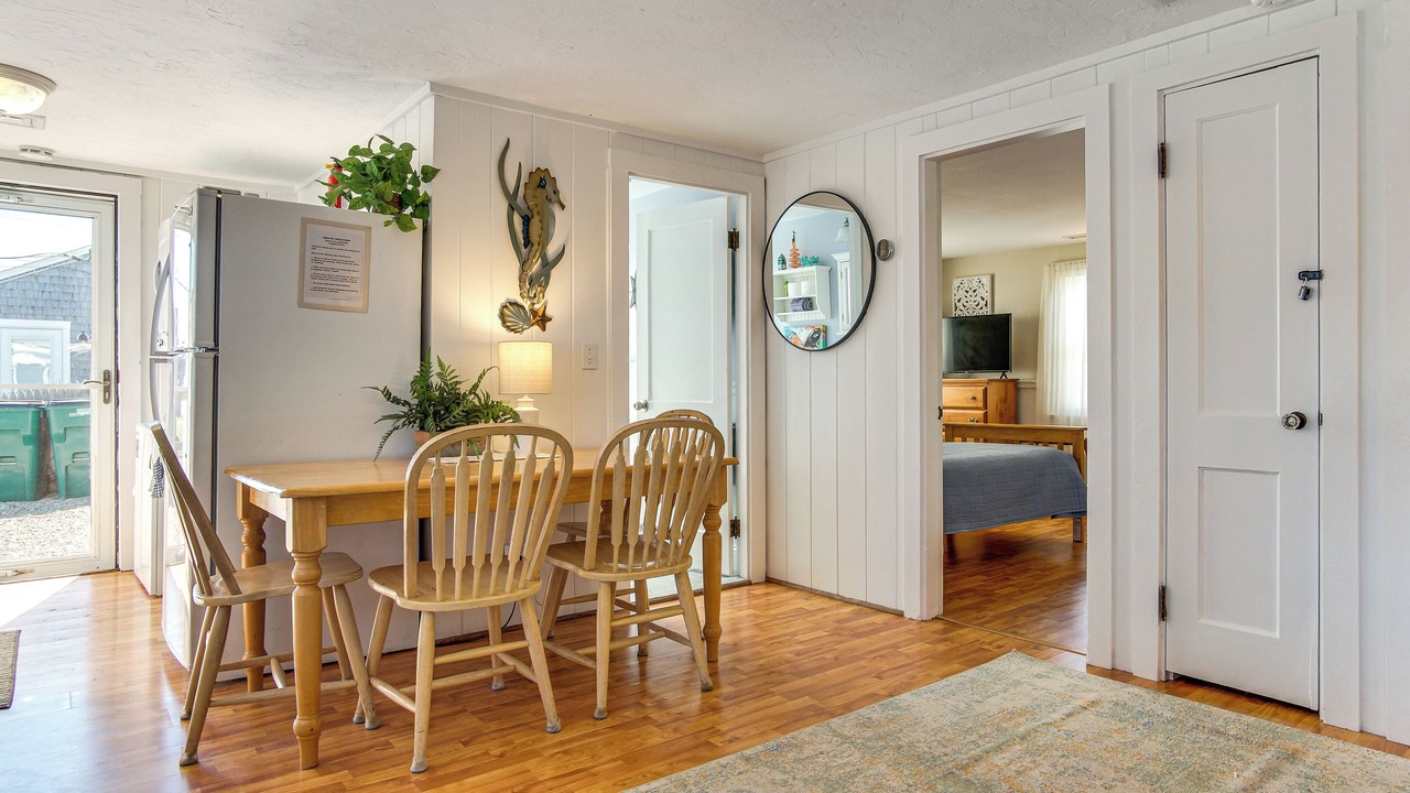 Photo of Others in West Hyannisport