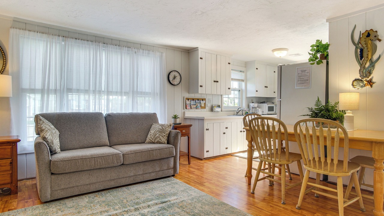 Photo of Others in West Hyannisport