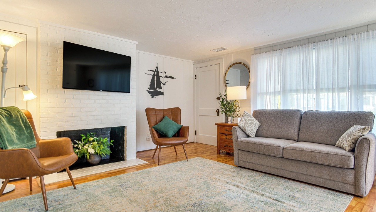 Photo of Bedroom in West Hyannisport