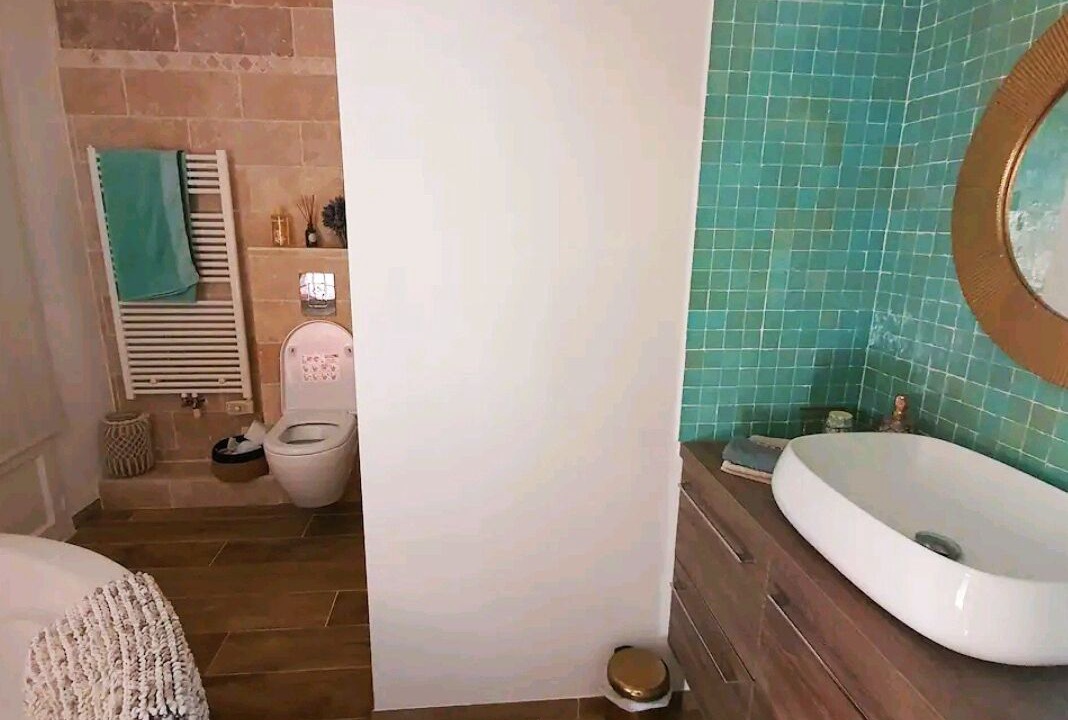 Photo of Bathroom in Gemenos