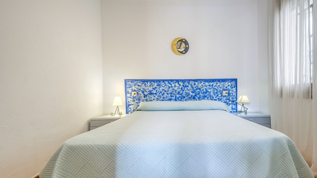 Photo of Bedroom in Roses Town Center