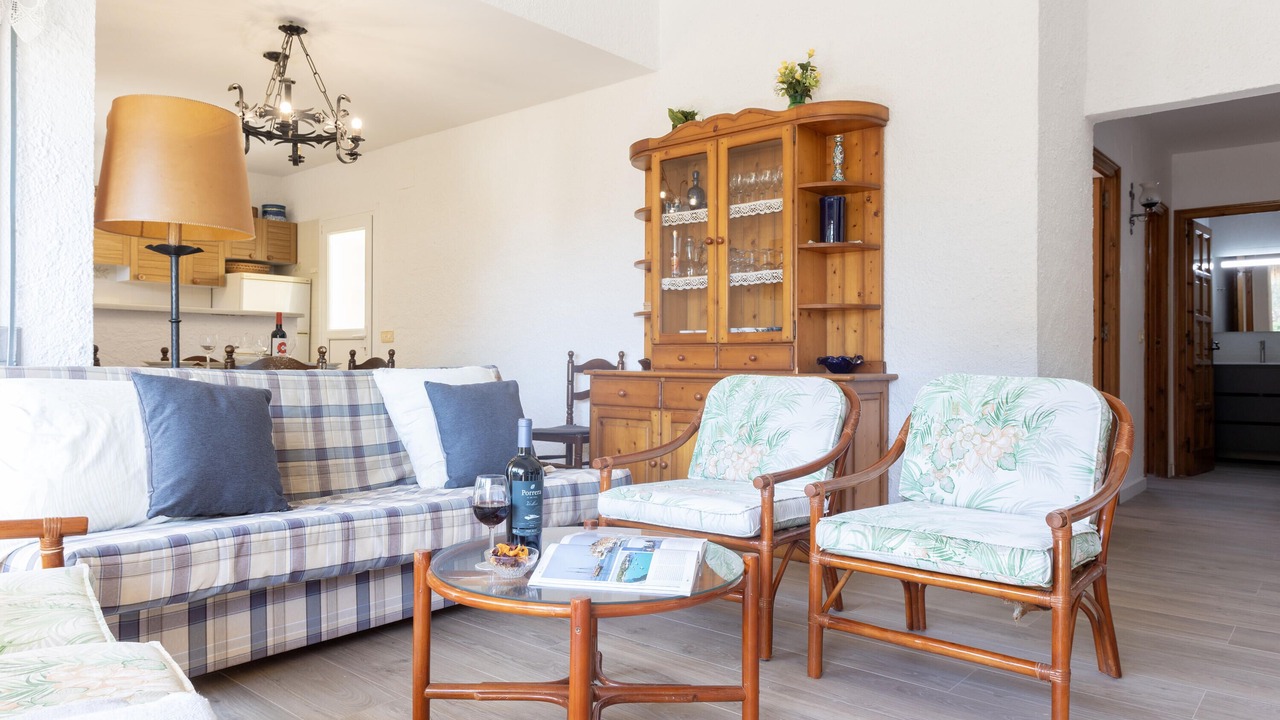 Photo of Livingroom in Tamariu