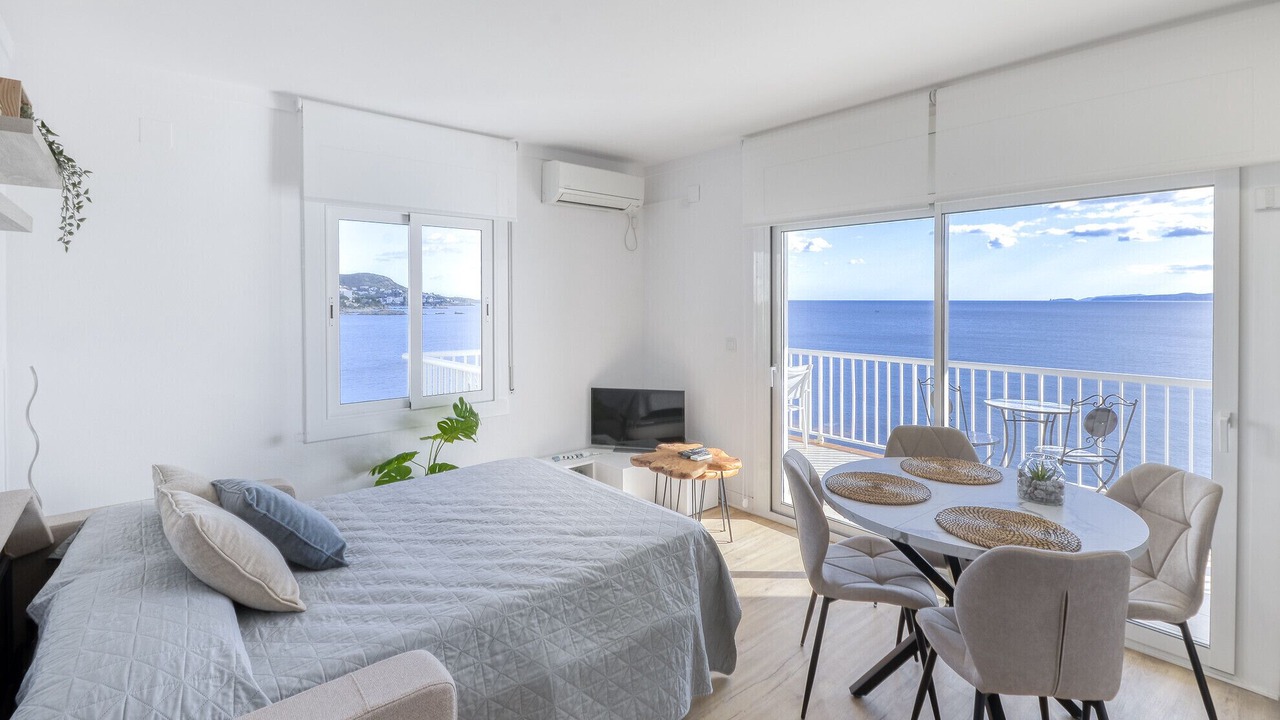 Photo of Bedroom in Almadraba-Canyelles
