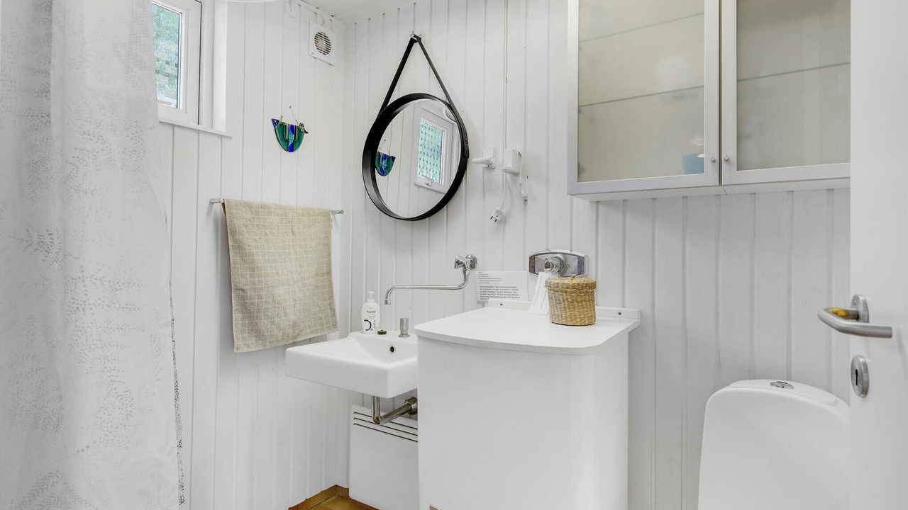Photo of Bathroom in Rudkobing