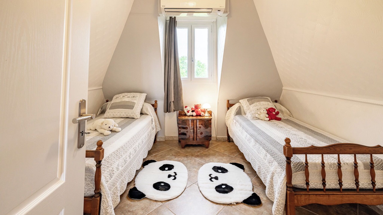 Photo of Bedroom in Saint-Geyrac