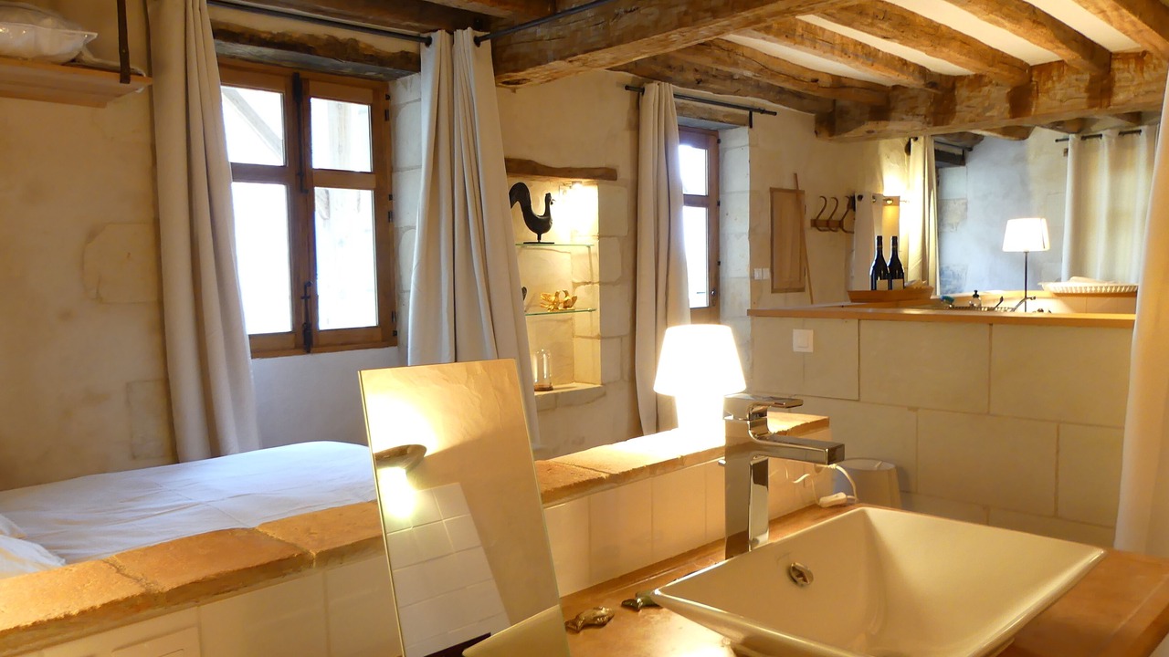 Photo of Bathroom in Cravant-les-Coteaux