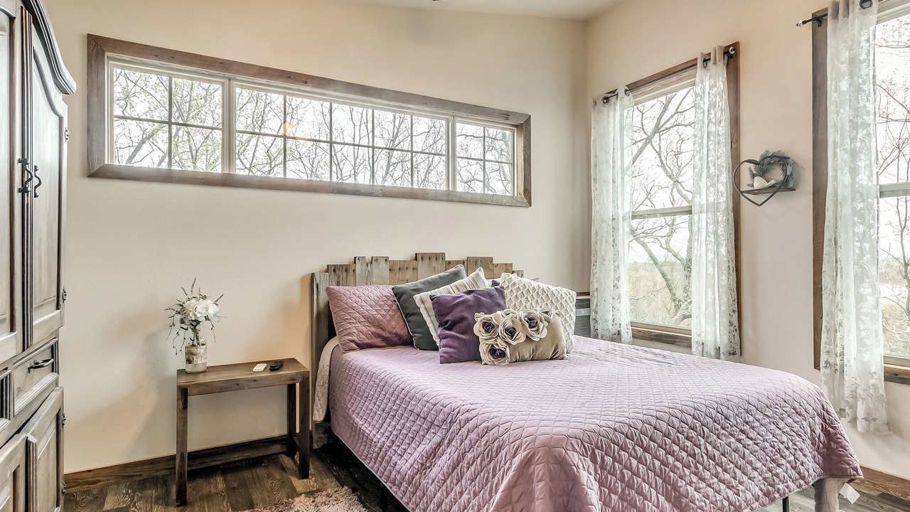 Photo of Bedroom in Longtown