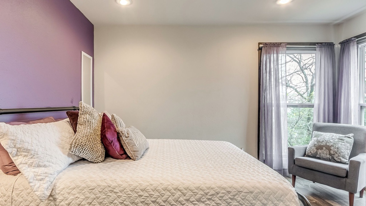Photo of Bedroom in Longtown