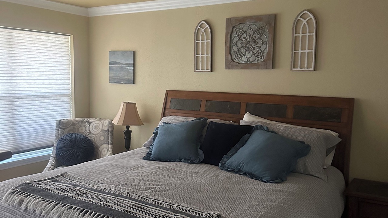 Photo of Bedroom in Camdenton