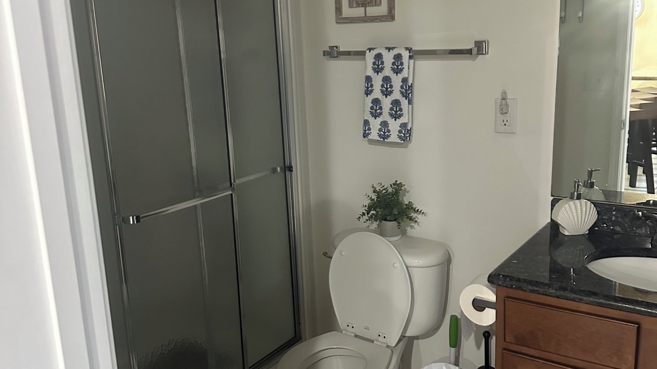 Photo of Bathroom in Camdenton