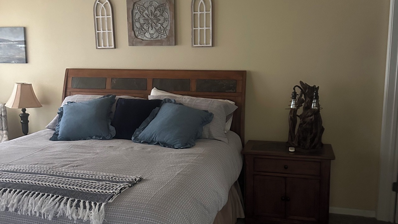 Photo of Bedroom in Camdenton