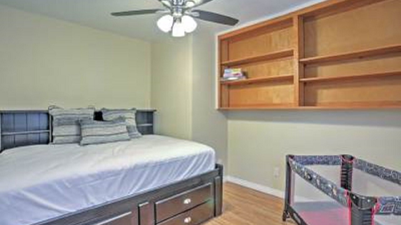 Photo of Bedroom in Solana Beach