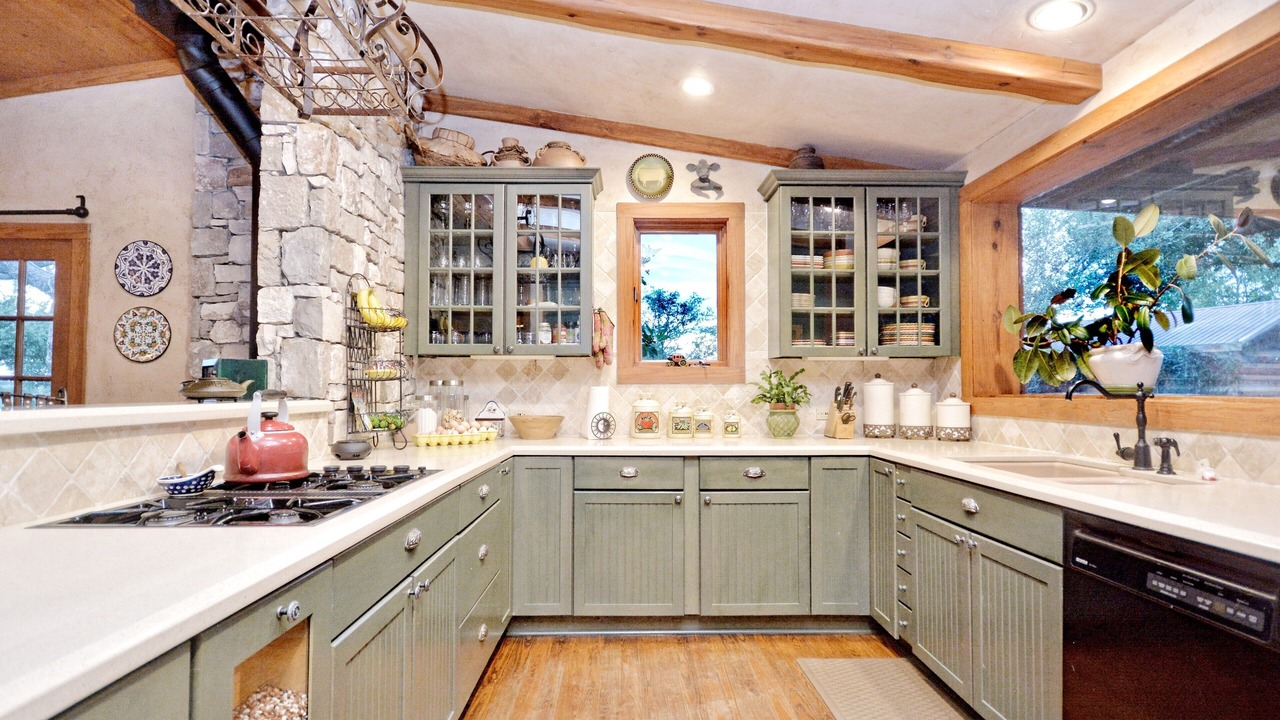 Photo of Kitchen in Sutherland Springs